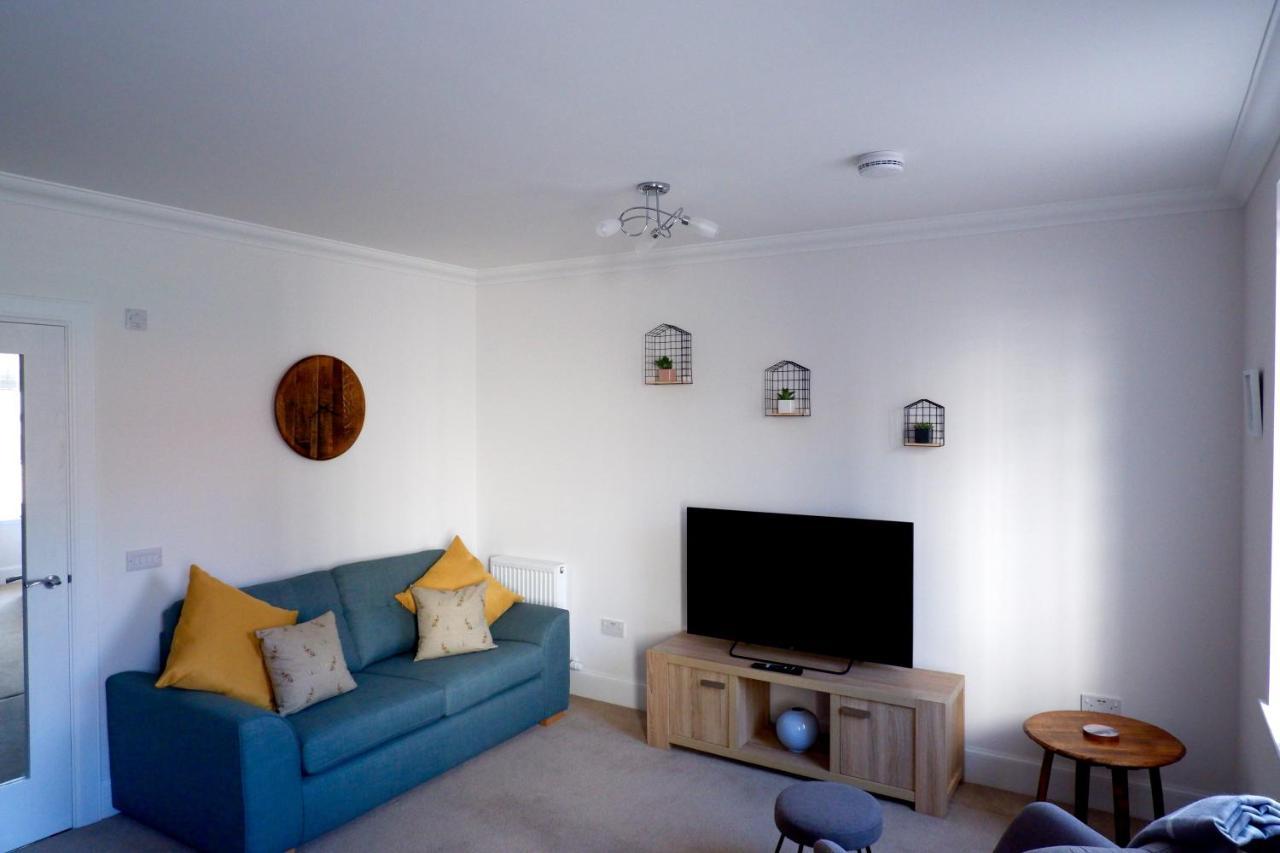 No 7 Quiet, Two Bedroom Ground Floor Flat In Tornagrain Great For Early Airport Departures Or Late Flights Dalcross Экстерьер фото